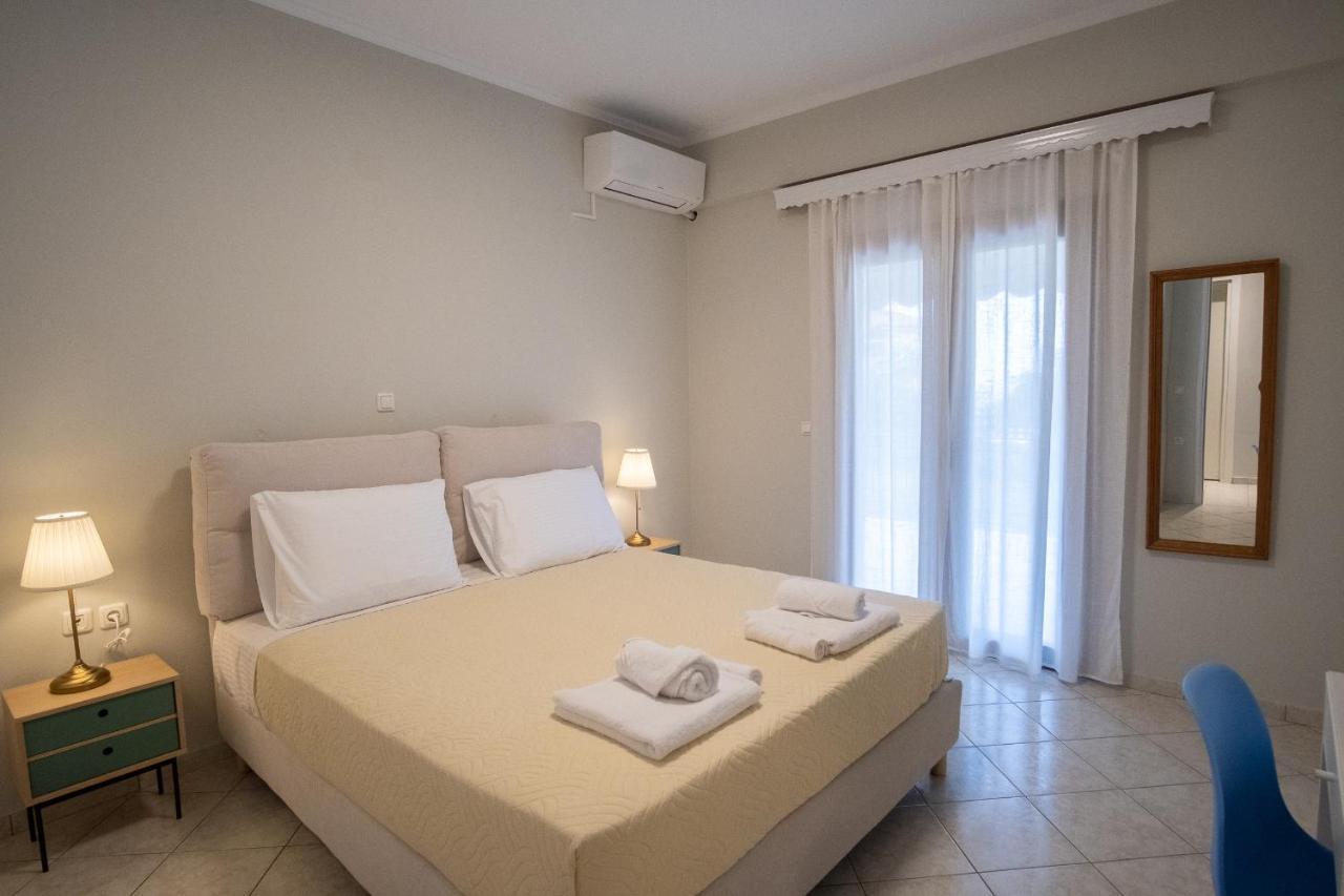 Coral Apartments Parga Extérieur photo
