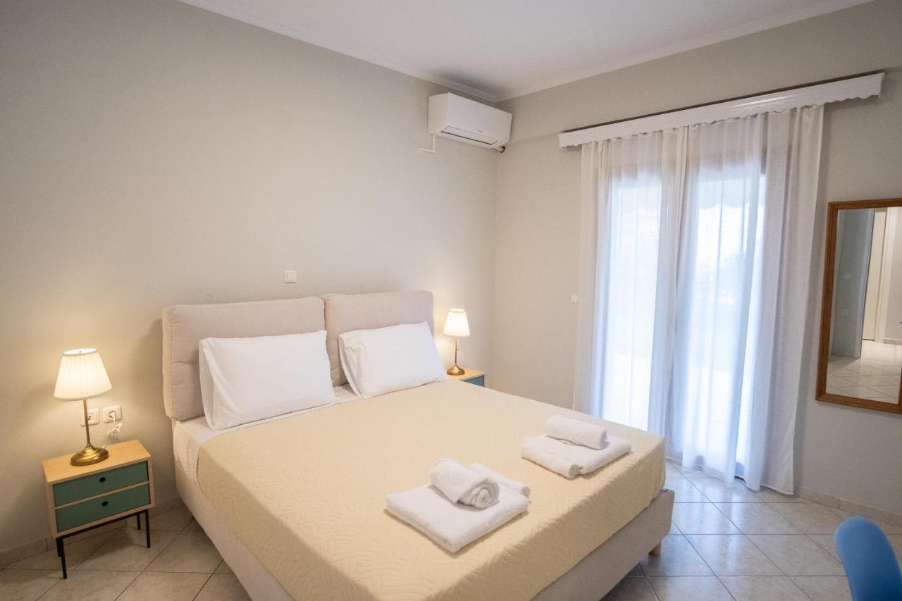 Coral Apartments Parga Extérieur photo